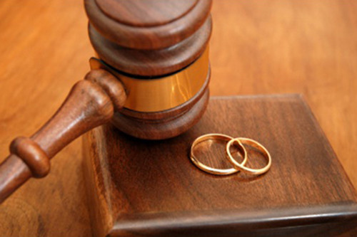 Thẩm quyền giải quyết ly hôn đơn phương